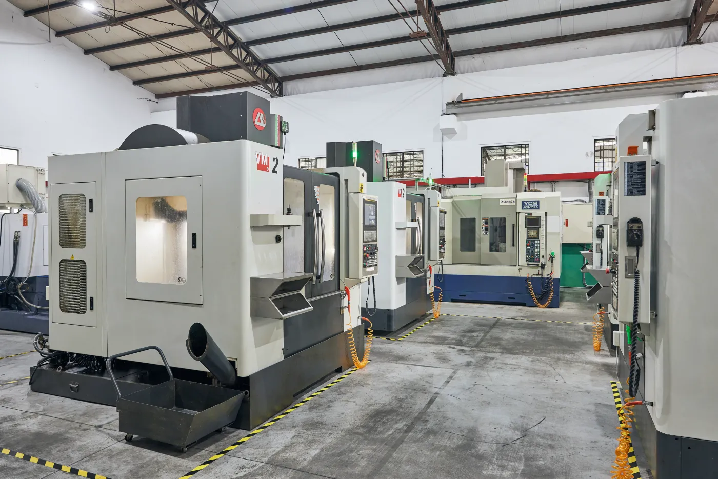 鎧越精密工廠設備